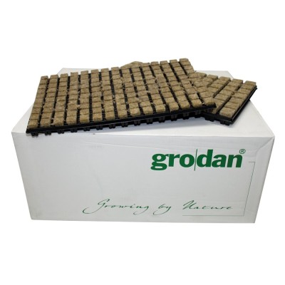 GRODAN sadbovací kostky 25x25x40mm v sadbovači po 150ks, box 18 sadbovačů